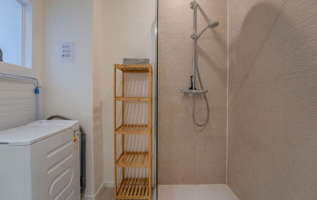 Out of office - Photo 24